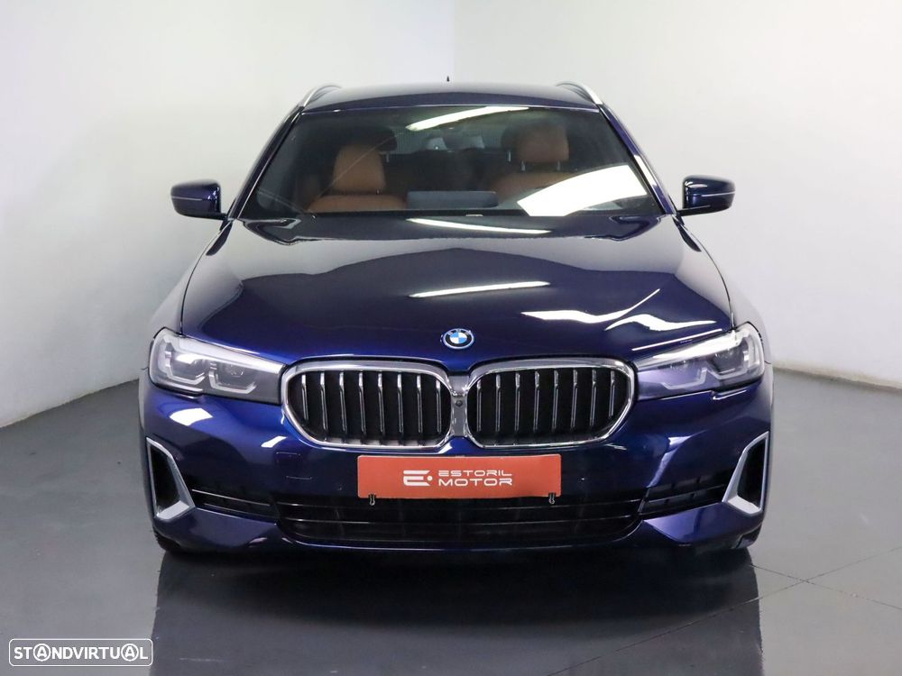 BMW 530 e Line Luxury - 3