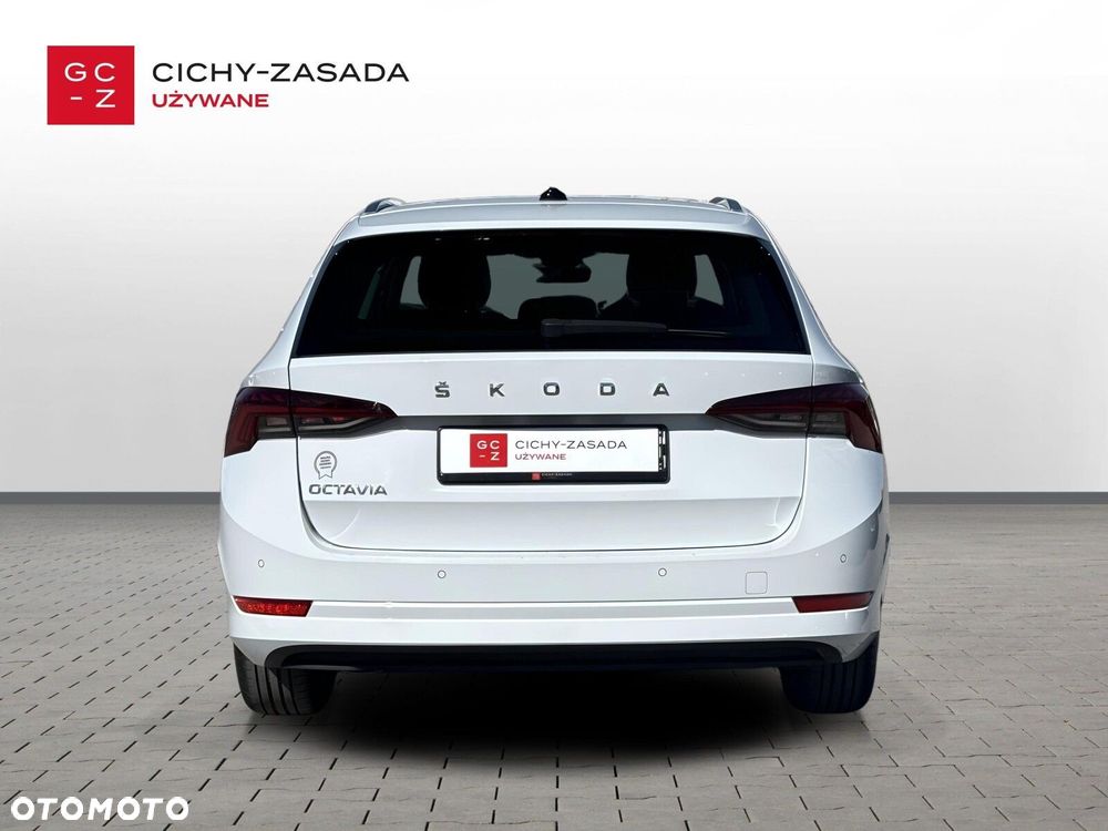 Skoda Octavia 2.0 TDI Style DSG - 4