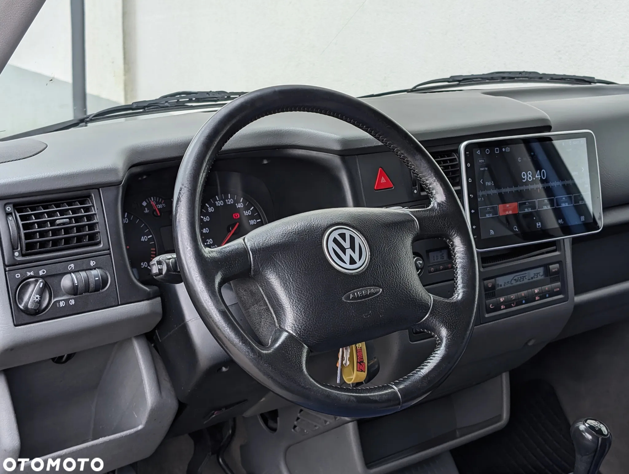 Volkswagen Multivan TDI - 11