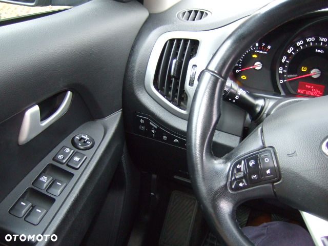 Kia Sportage 1.6 GDI Business Line M 2WD - 9