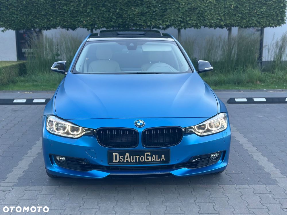 BMW Seria 3 328i xDrive Modern Line - 3