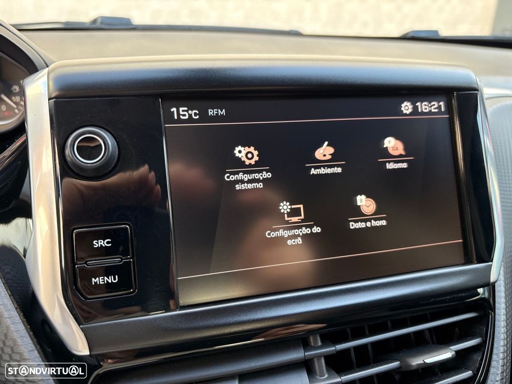 Peugeot 2008 1.2 PureTech Style - 23