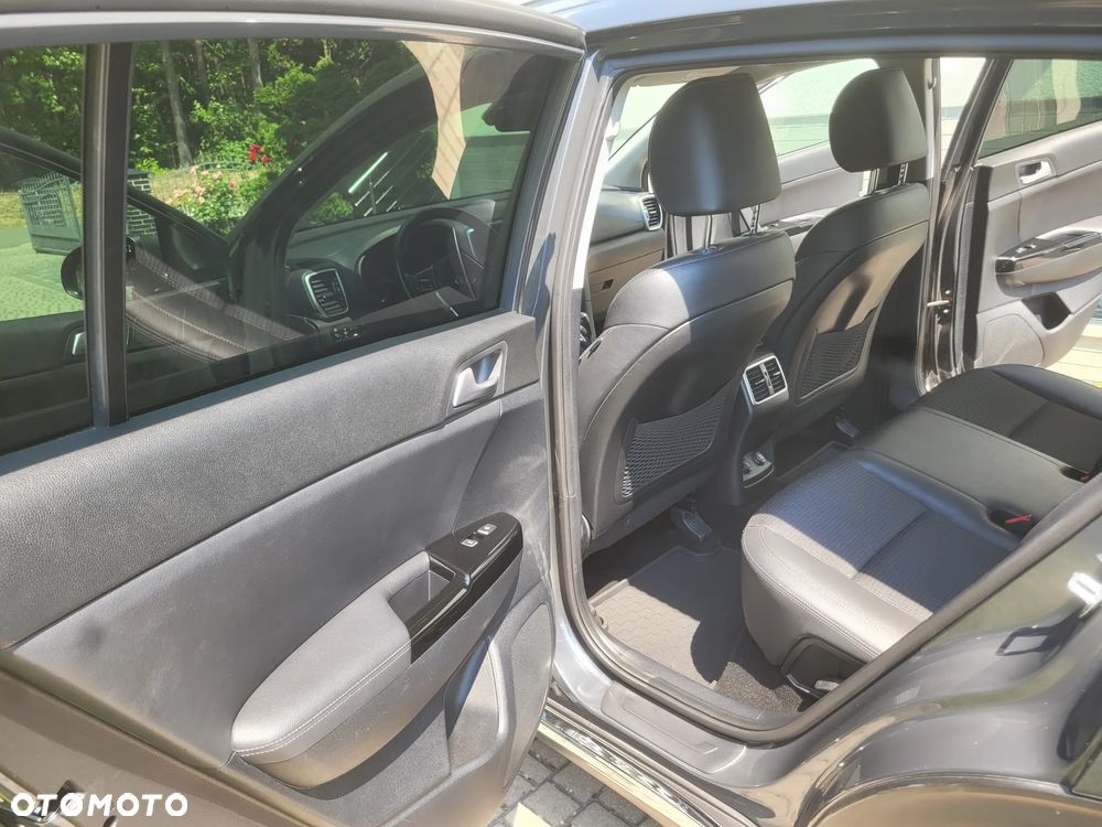 Kia Sportage 1.6 CRDI L Business Line Plus 2WD - 23