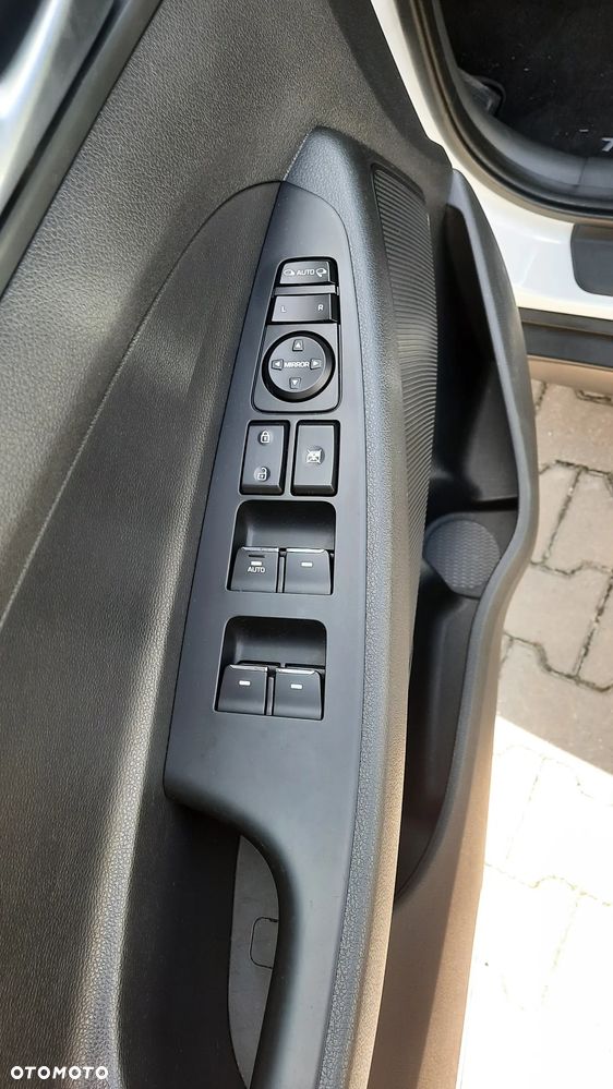 Hyundai Tucson blue 1.7 CRDi 2WD DCT Premium - 25