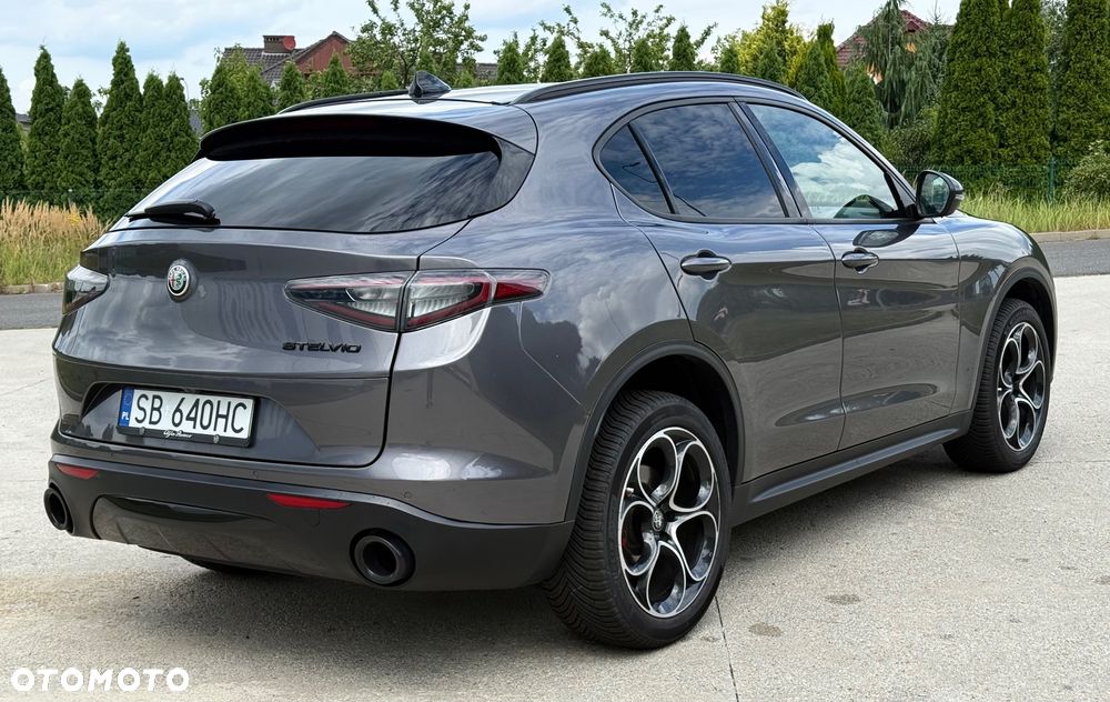 Alfa Romeo Stelvio 2.0 Turbo 16V AT8-Q4 Competizione - 11