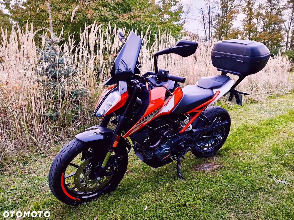 KTM Duke 125