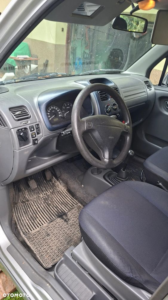 Suzuki Wagon R+ 1.3 GL - 8