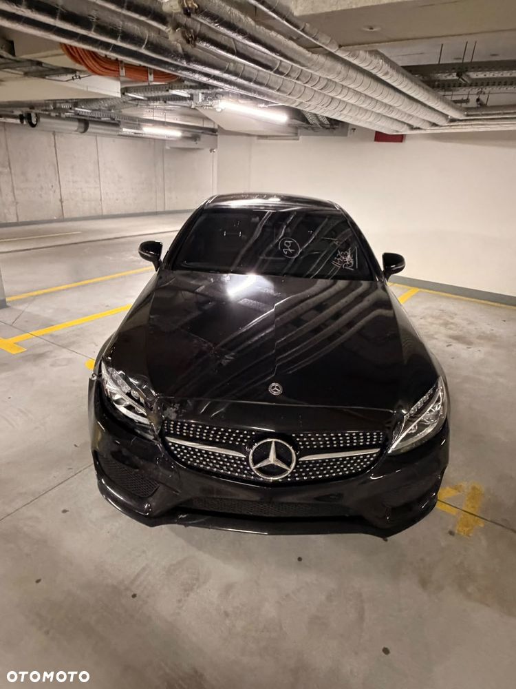Mercedes-Benz Klasa C 300 9G-TRONIC AMG Line - 19