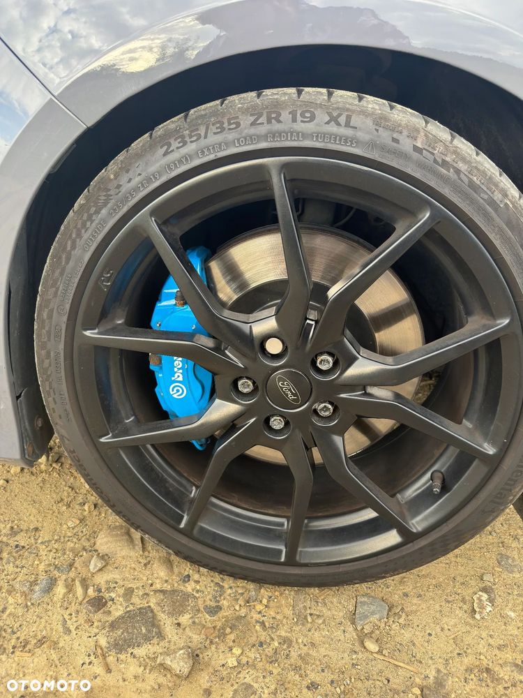 Ford Focus - 24