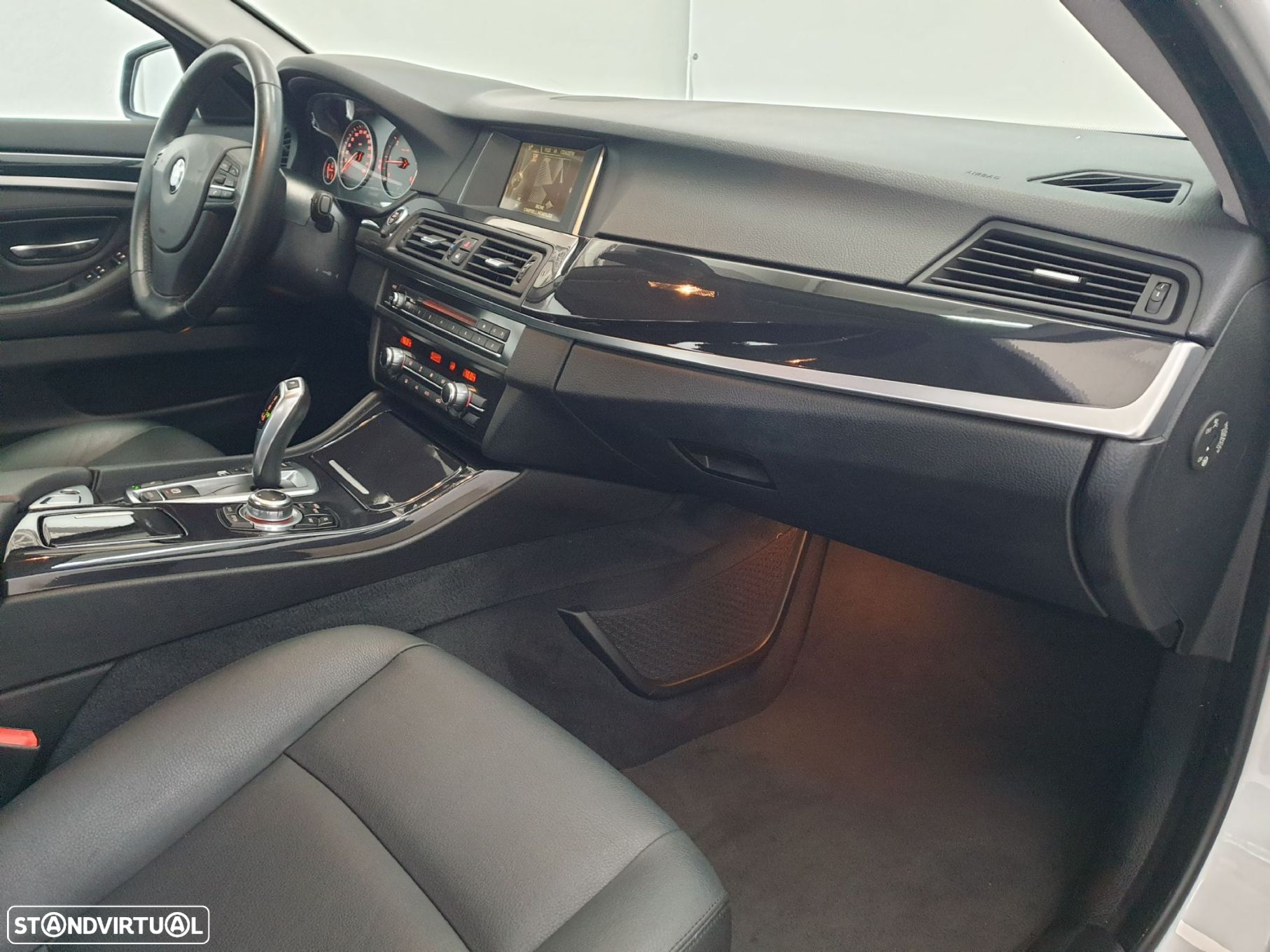 BMW 520 d Auto - 34