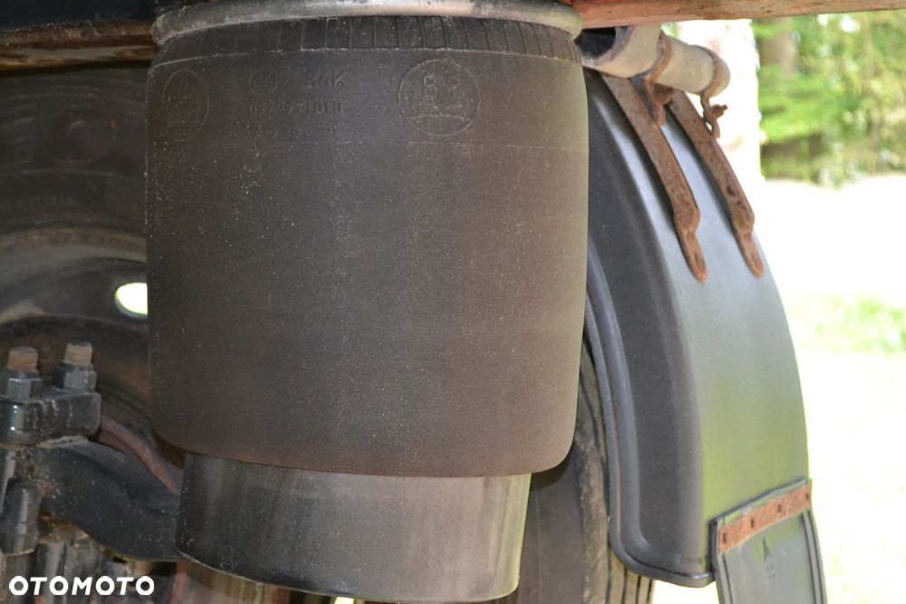 Schwarzmuller PLATFORMA 2011 r. NOWE OPONY REGULOWA DŁUGOŚĆ DYSZLA - 16