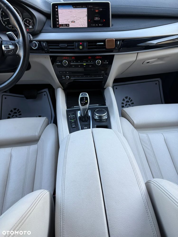 BMW X6 xDrive50i - 6