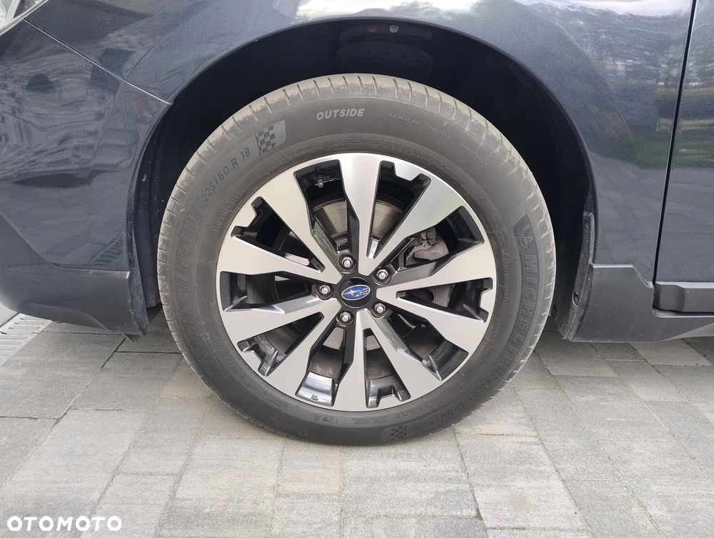 Subaru Outback 2.0D Exclusive Lineartronic - 38