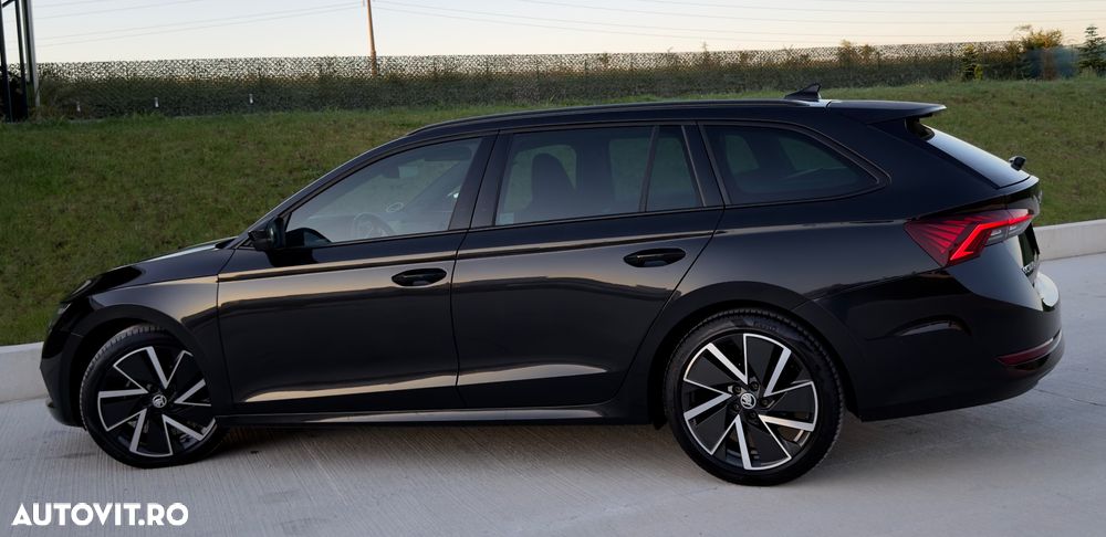 Skoda Octavia 2.0 TDI DSG Sportline - 32