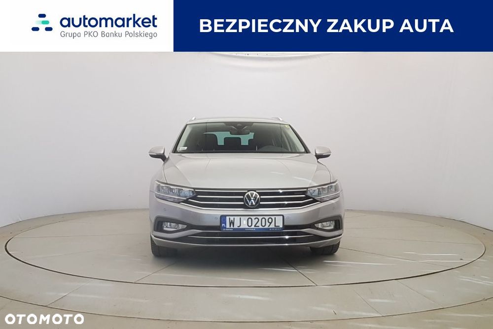 Volkswagen Passat - 2