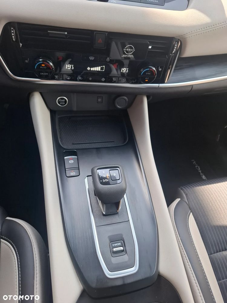 Nissan Qashqai 1.3 DIG-T MHEV Tekna Xtronic - 12