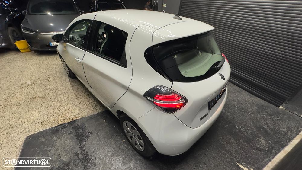Renault Zoe (c/ Bateria) Zen 50 - 10