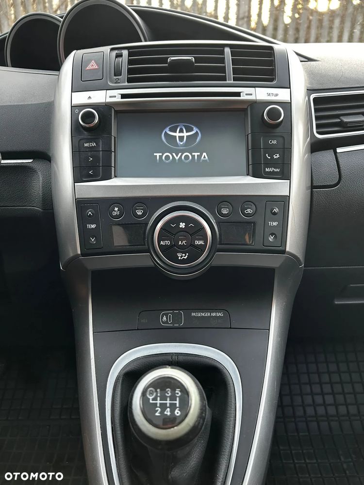 Toyota Verso 1.6 D-4D 7-Sitzer Start/Stop Skyview Edition - 14