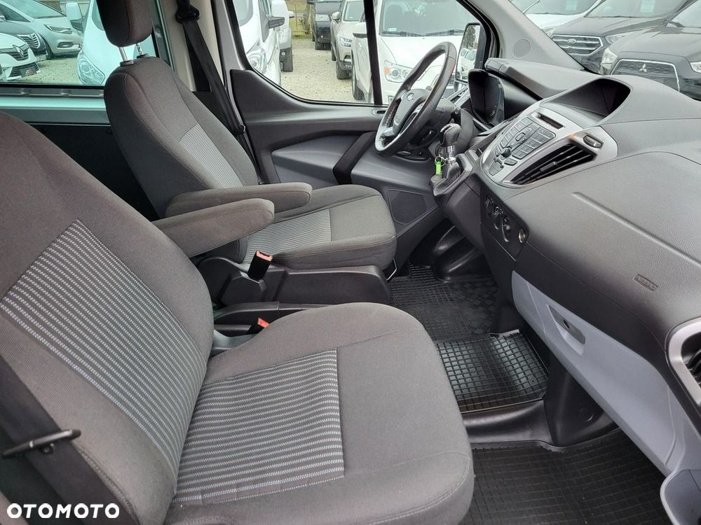 Ford Transit Custom - 17