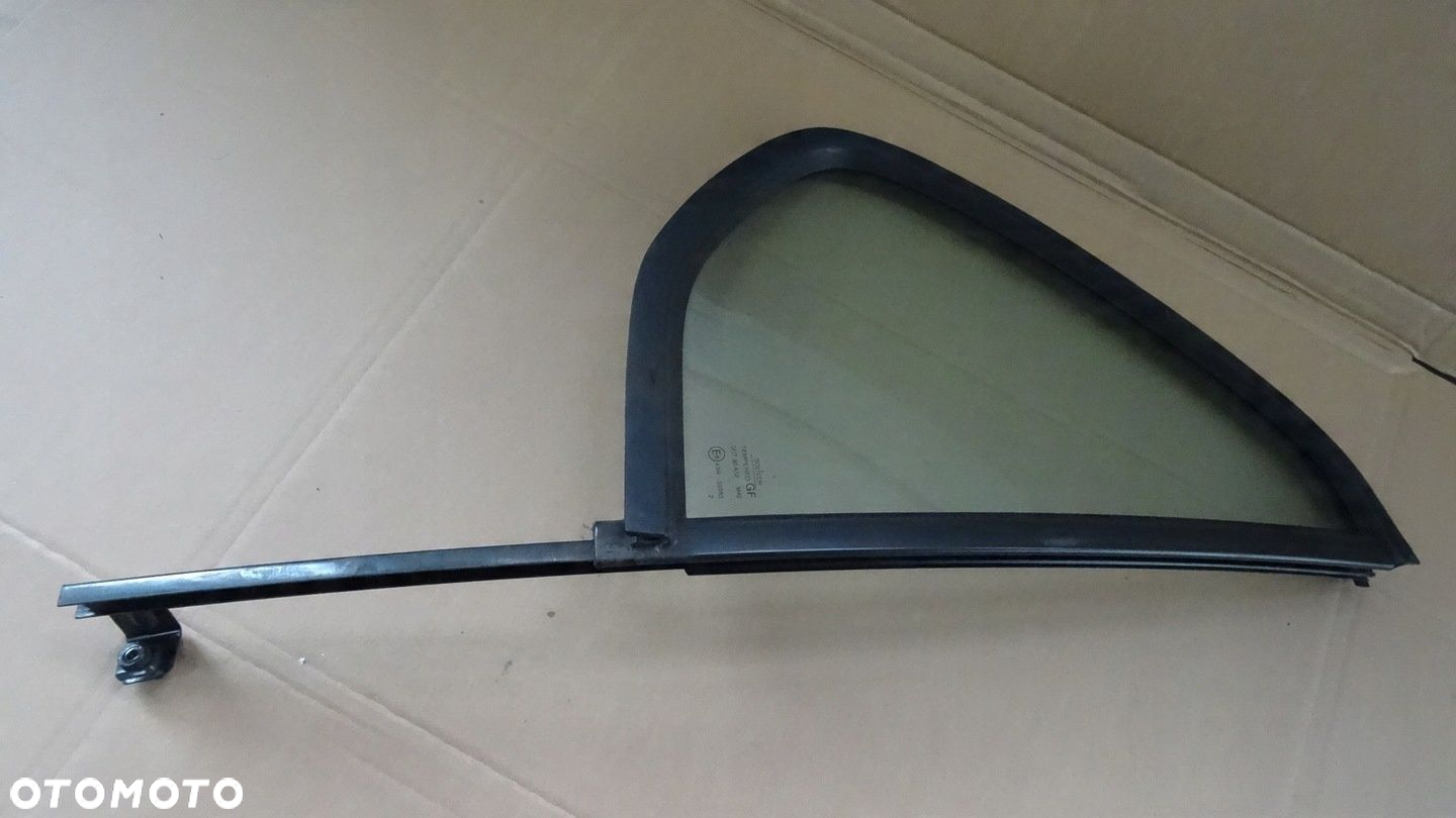 OPEL FRONTERA B LIFT SZYBA BOCZNA TRÓJKĄT PRAWY TYŁ - 3