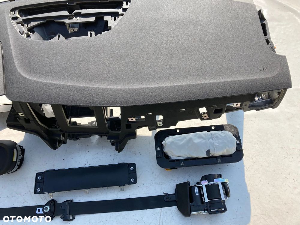 VOLVO S60 V60 III 3 DESKA KONSOLA KOKPIT PULPIT PÓŁKA PARAPET AIRBAG PODUSZKI POWIETRZNE KIEROWCY PASAŻERA KOLANOWA KOLAN FOTELA W FOTEL KURTYNA KURTYNY PASY PAS naprawa regeneracja Raz2 !!! - 4