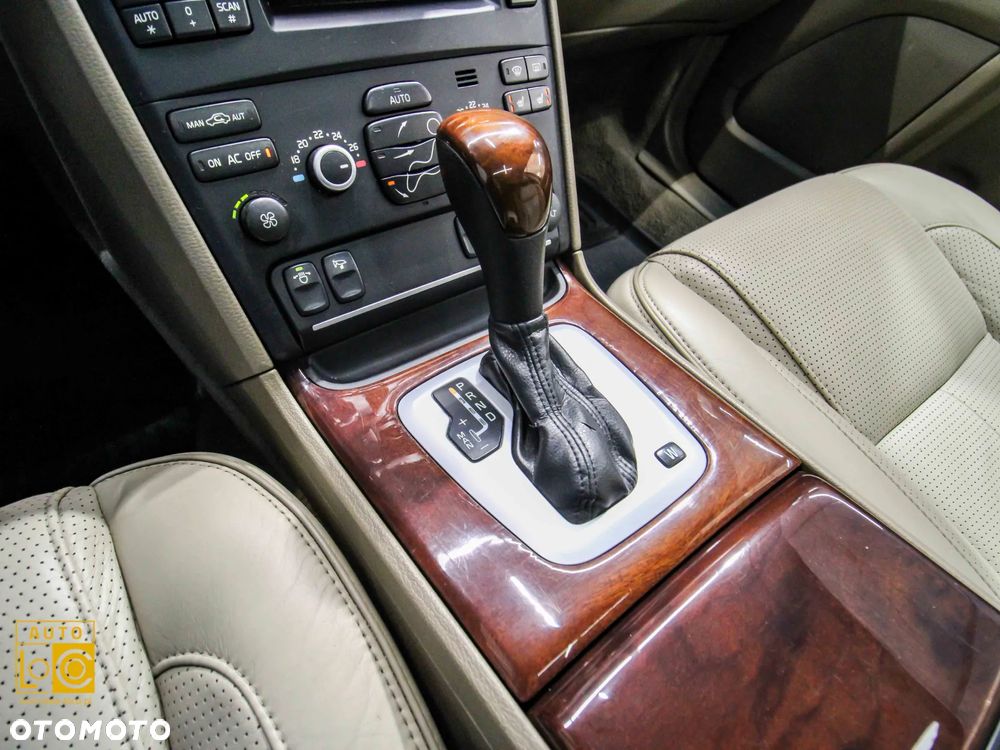 Volvo XC 90 D5 AWD Summum - 20