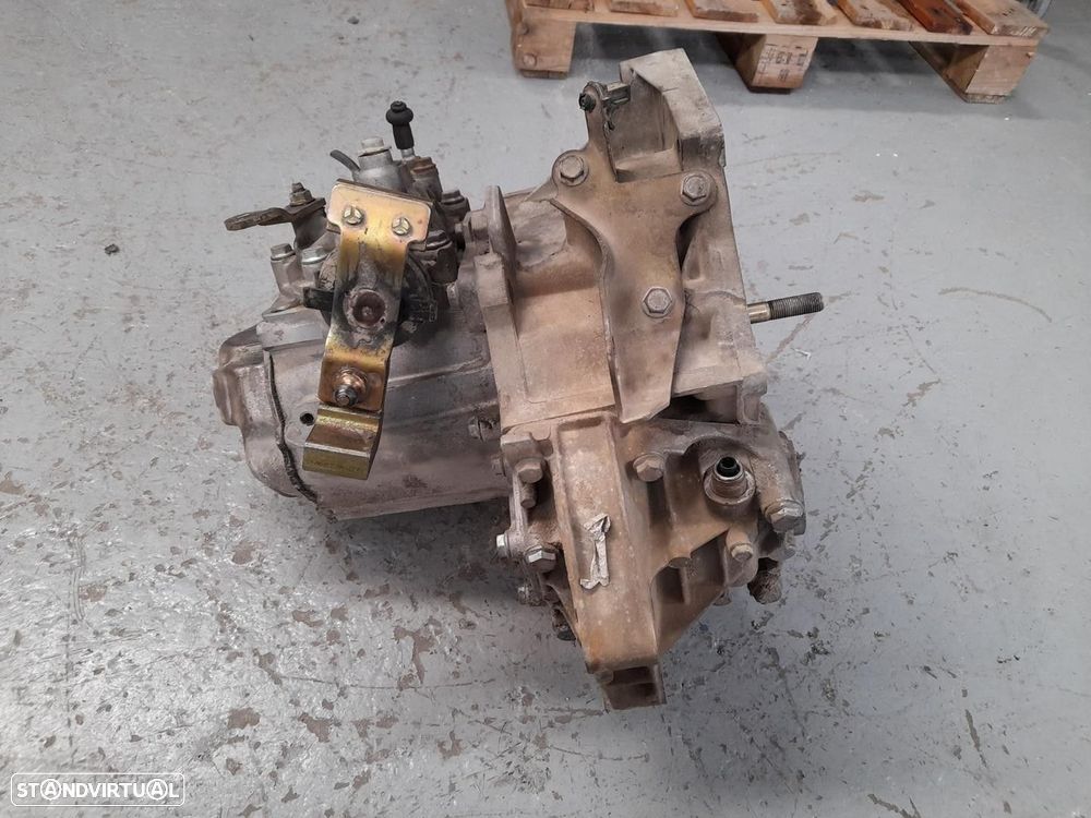 CAIXA VELOCIDADES FIAT PUNTO 2000 - 1