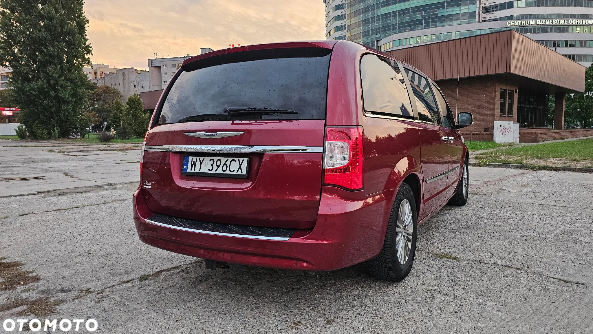 Chrysler Town & Country 3.6 Limited - 4