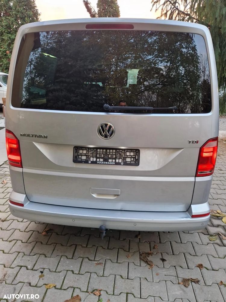 Volkswagen Multivan - 8