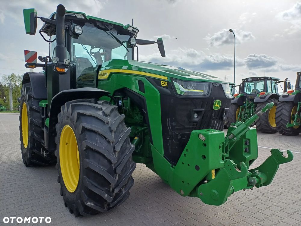 John Deere 8R310 - 1