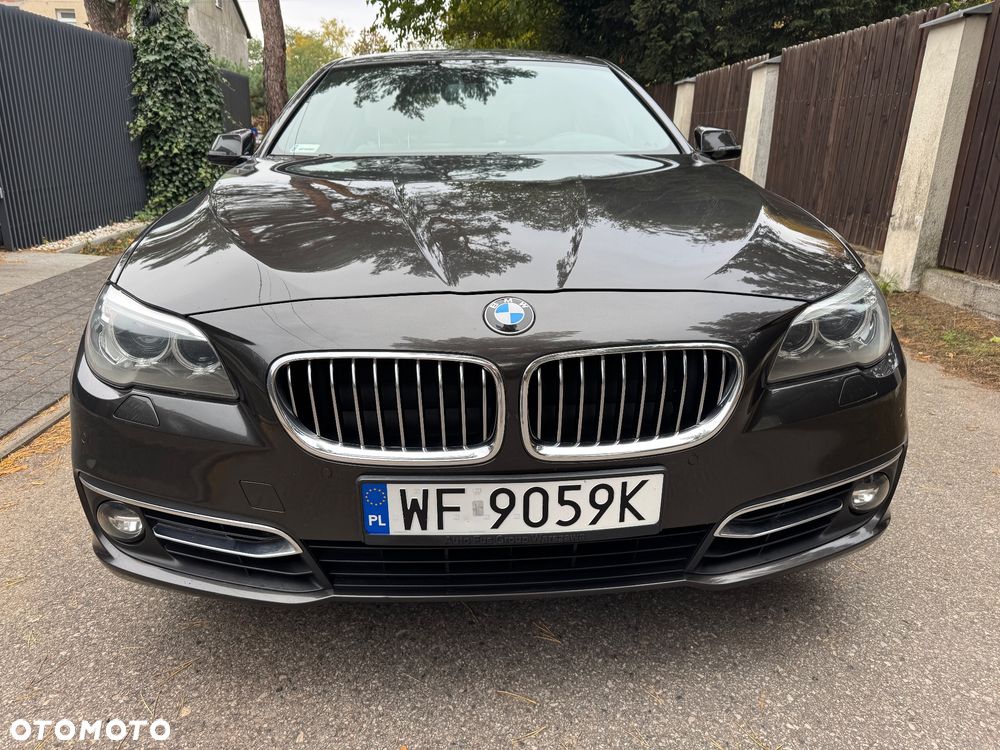 BMW Seria 5 525d xDrive Luxury Line - 3