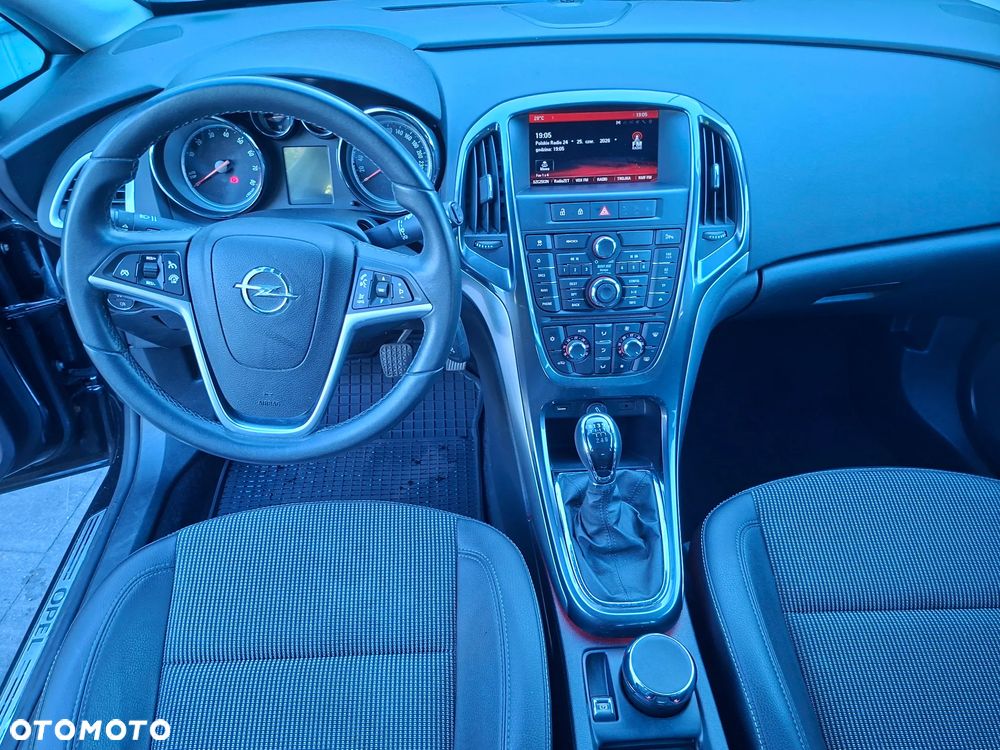 Opel Astra 1.4 T Cosmo EU6 - 13