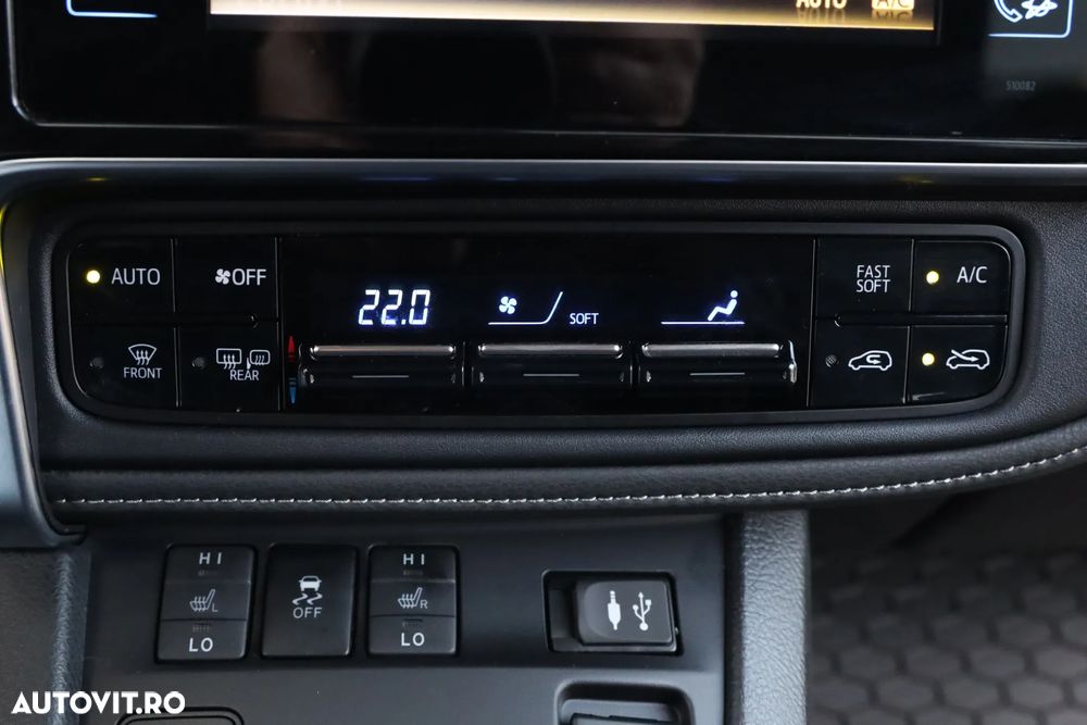 Toyota Auris 1.8 VVT-i Hybrid Automatik Design Edition - 30
