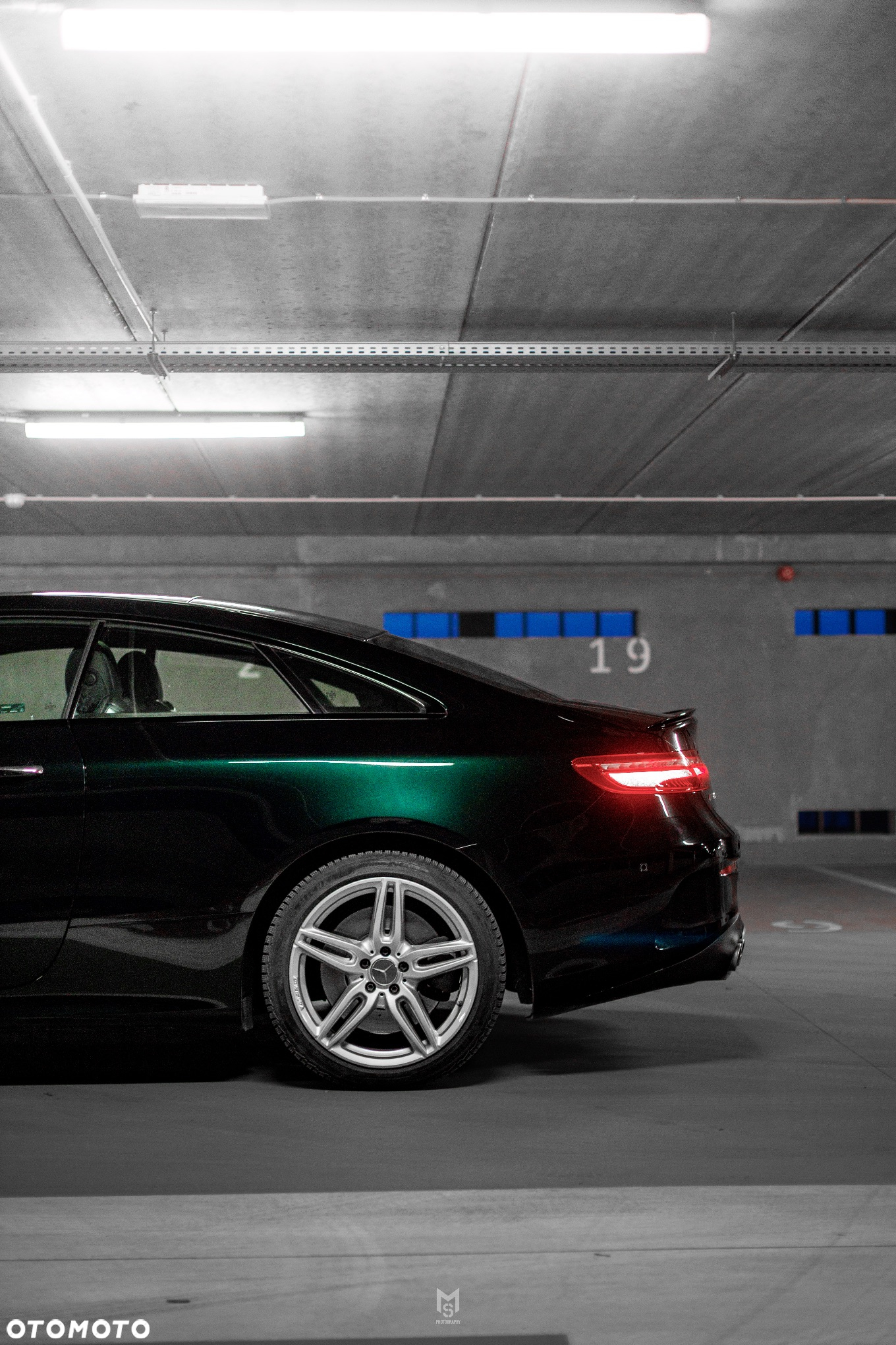 Mercedes-Benz Klasa E AMG 53 Coupe 4-Matic+ 9G-TRONIC - 9