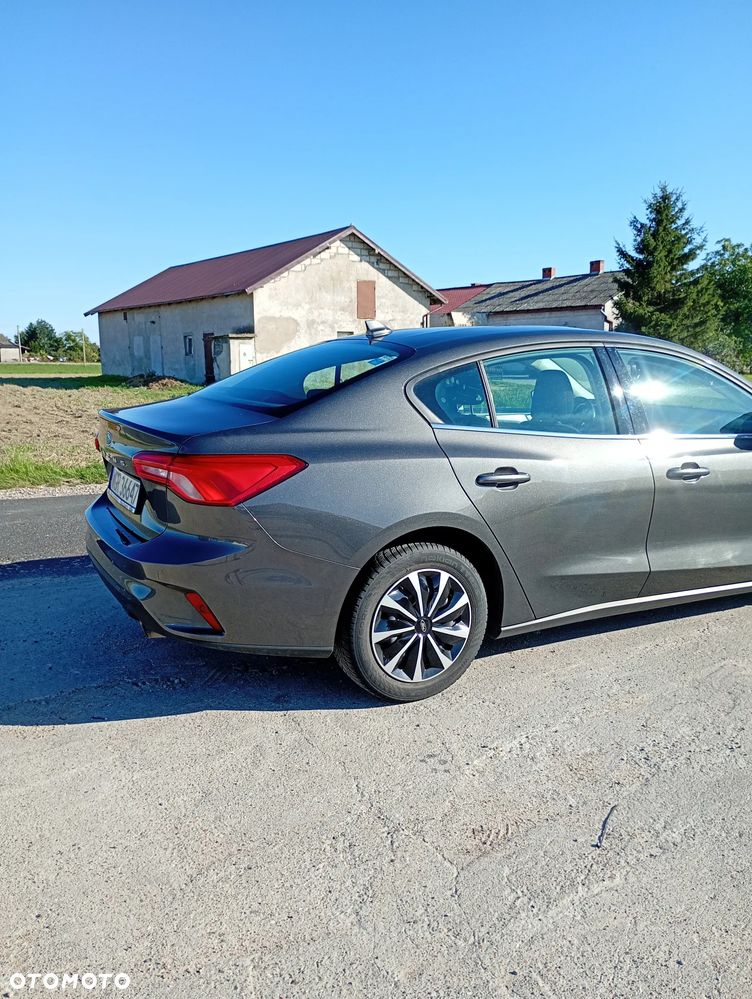 Ford Focus - 4