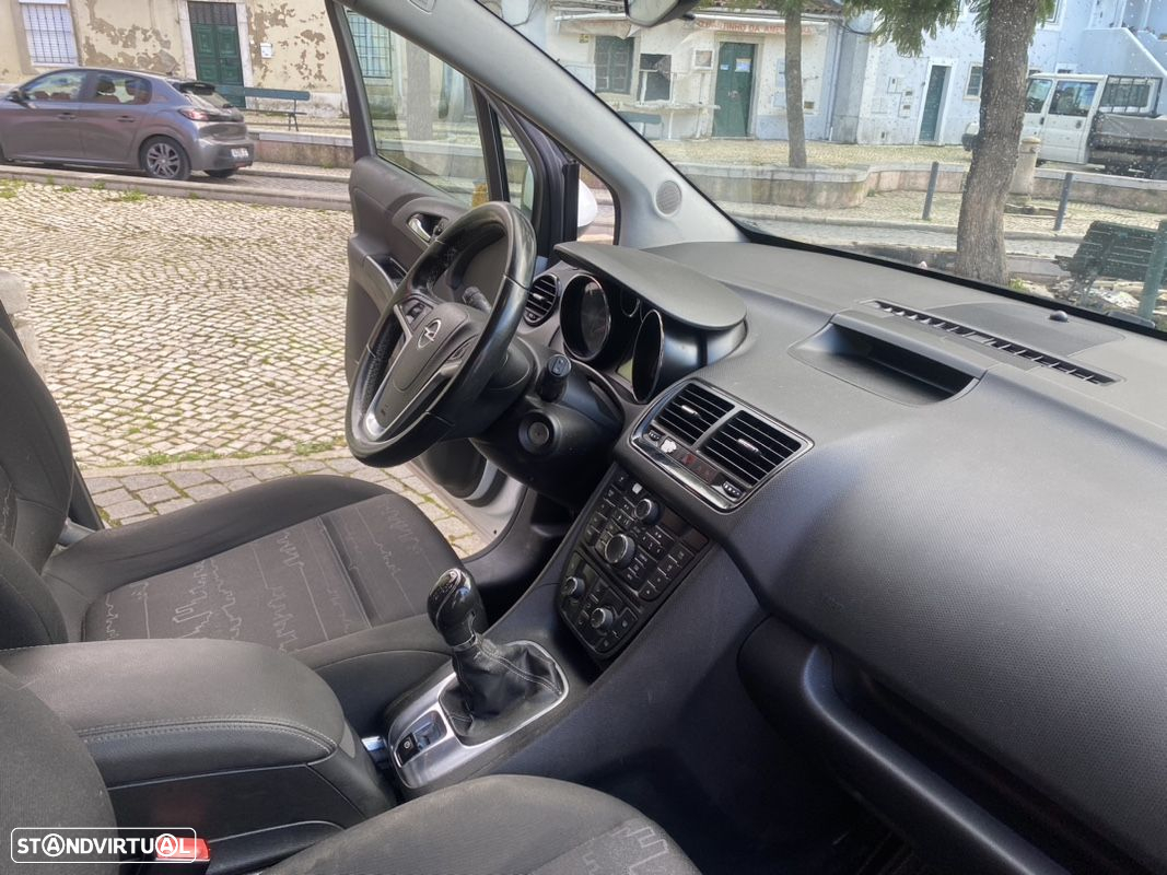 Opel Meriva 1.4 T FlexFuel - 19
