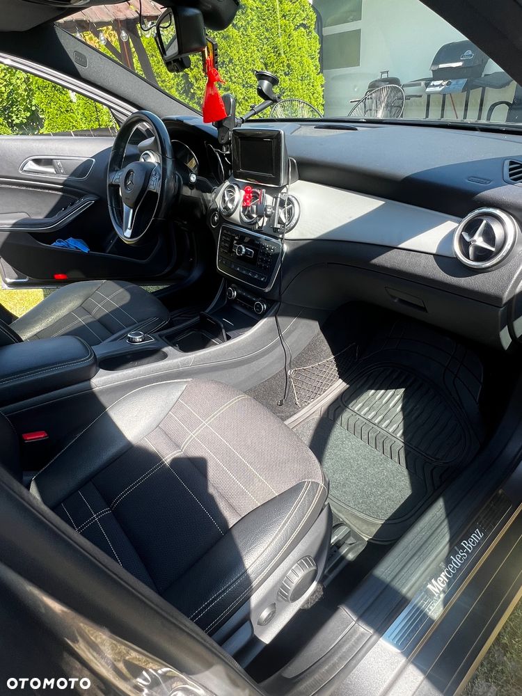 Mercedes-Benz GLA 220 CDI 4Matic 7G-DCT AMG Line - 6