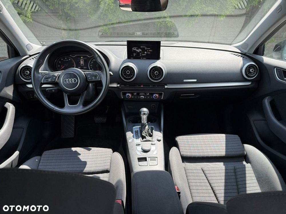Audi A3 Sportback - 7