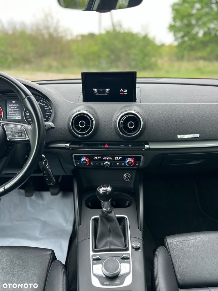 Audi A3 Sportback 1.6 TDI (clean diesel) Attraction - 12