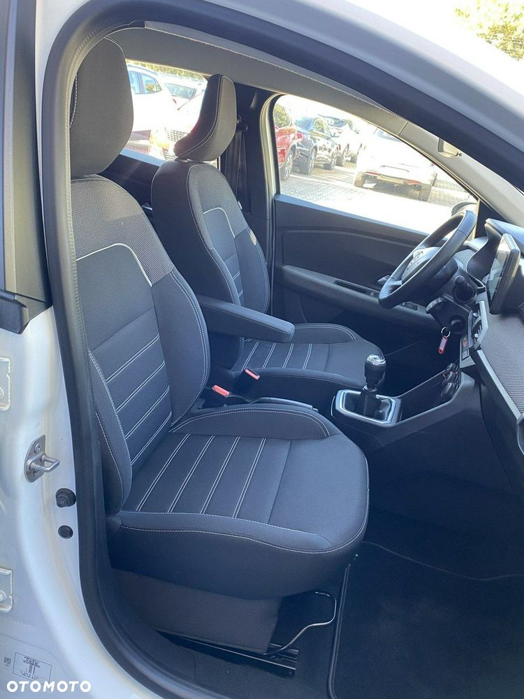 Dacia Sandero - 10