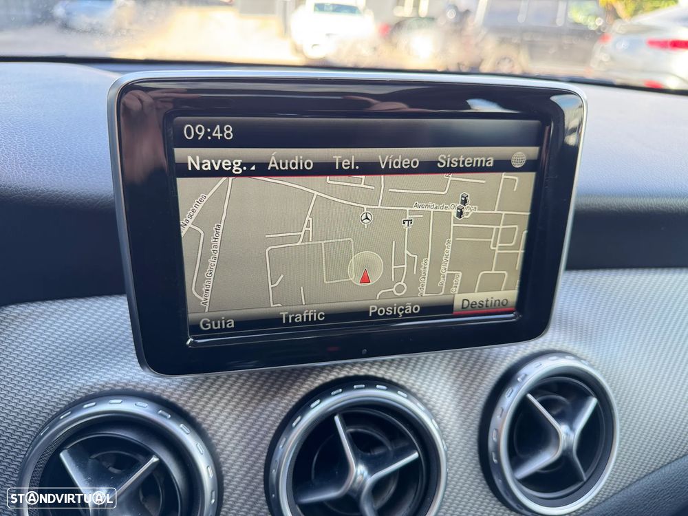 Mercedes-Benz GLA 220 CDI Style - 27