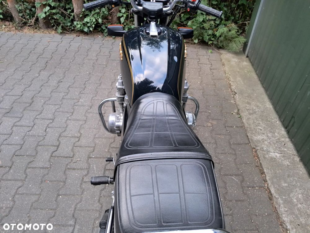 Honda CB - 10