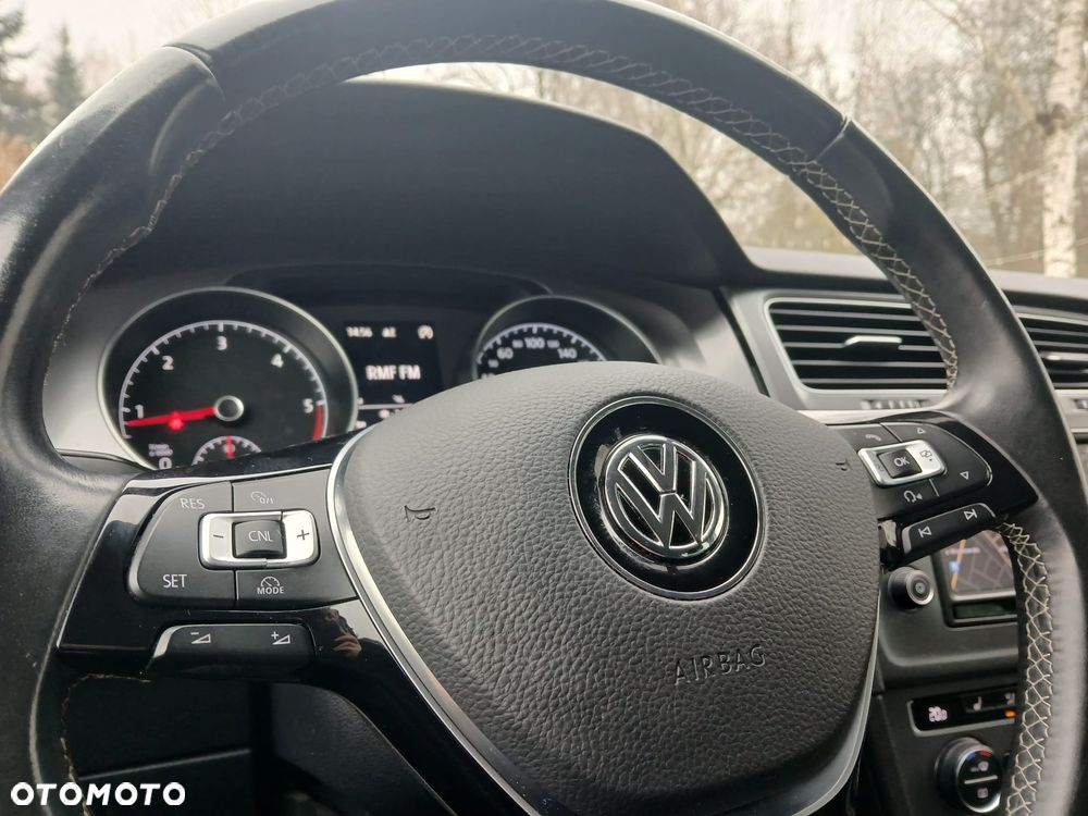 Volkswagen Golf 1.6 TDI BlueMotion Technology Lounge - 10