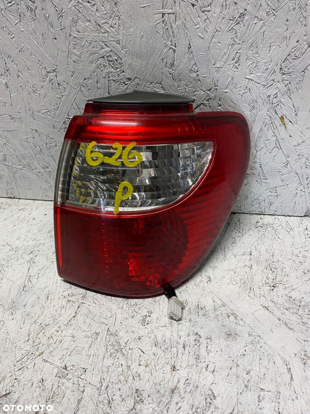 Mazda 626 lift kombi lampa prawa tył tylna - 1