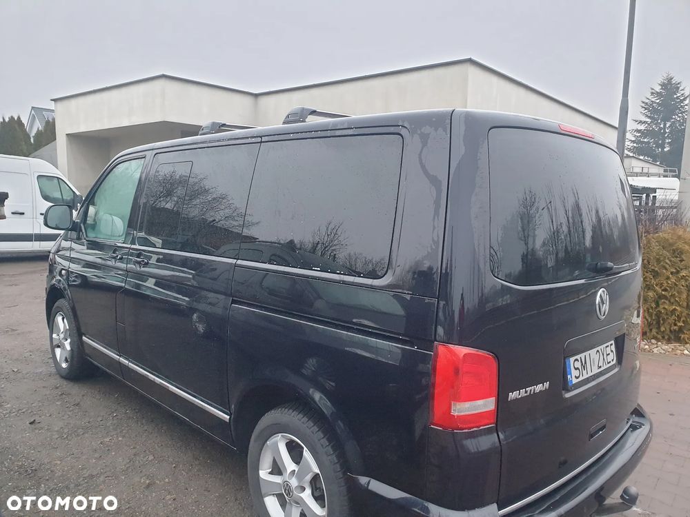 Volkswagen Multivan - 8