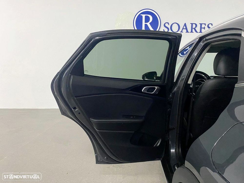 Kia XCeed 1.6 GDi PHEV Drive - 8