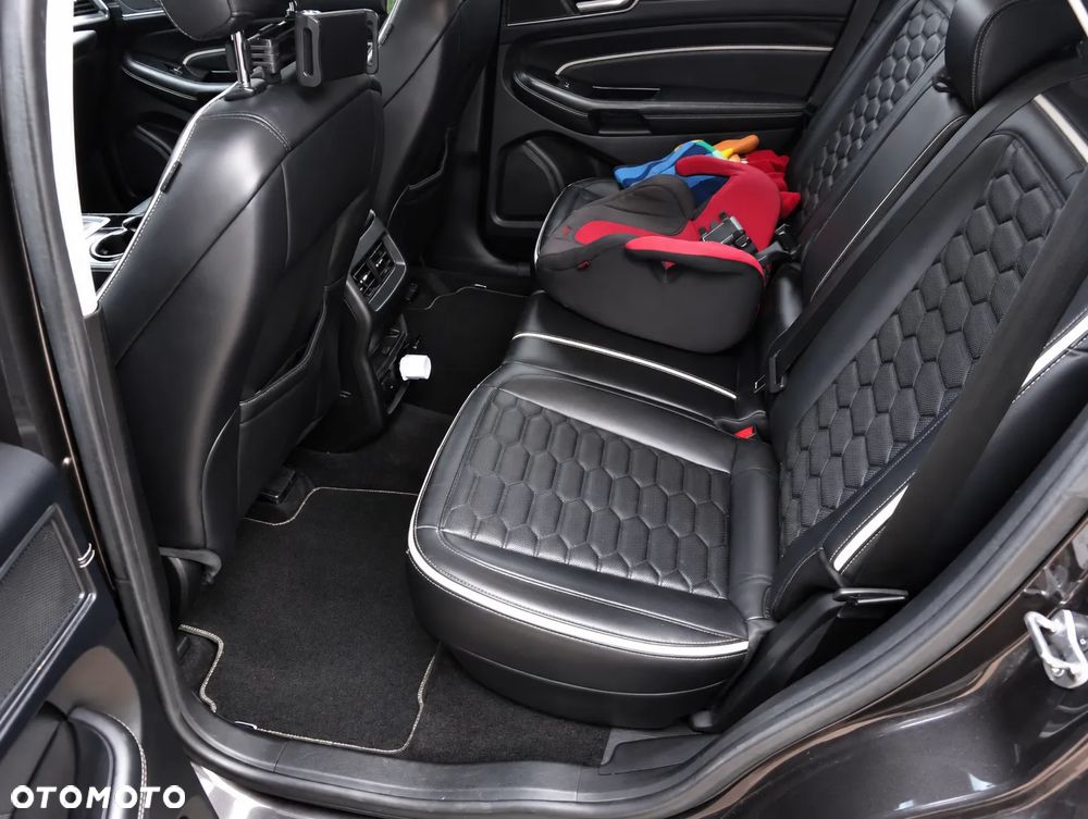 Ford Edge - 31
