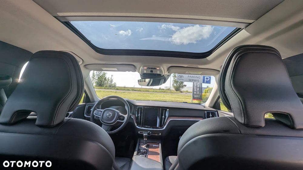 Volvo S60 T5 Momentum Pro - 14
