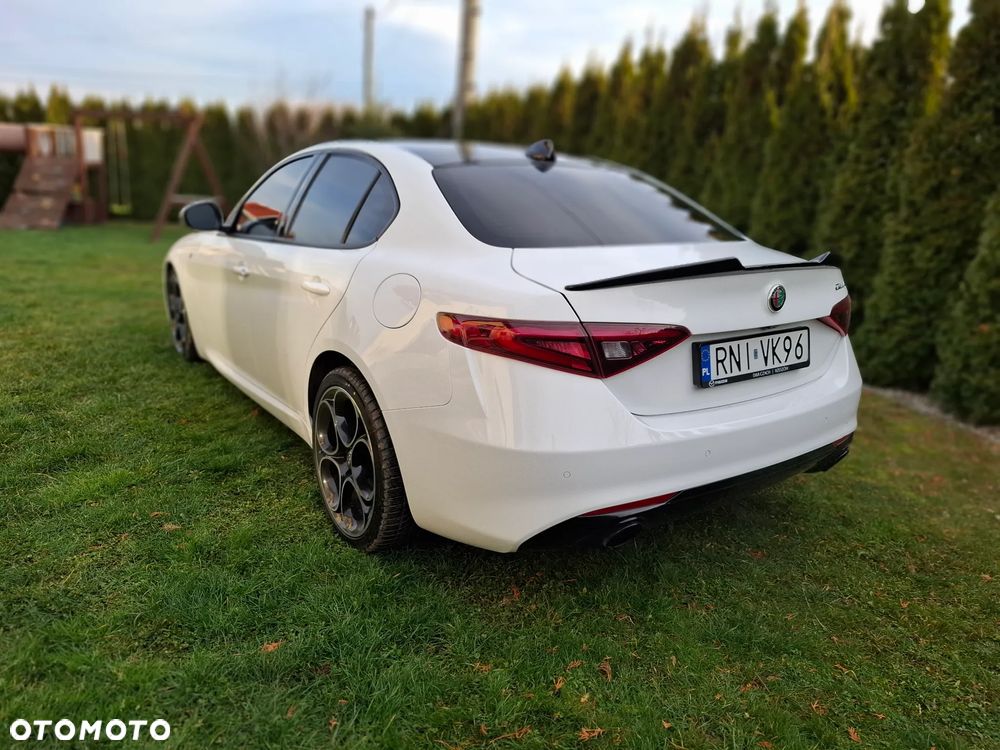 Alfa Romeo Giulia 2.0 Turbo 16V AT8 Veloce - 6