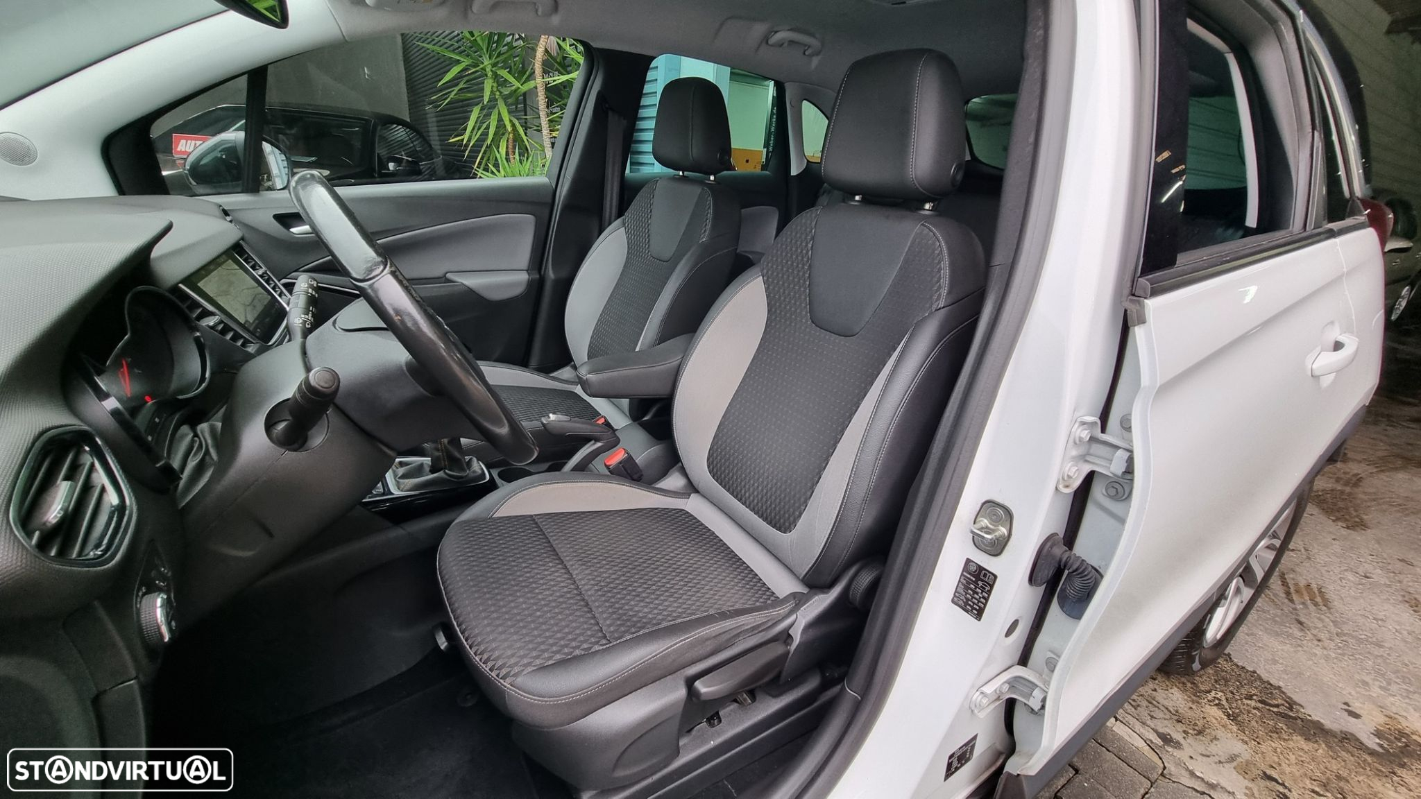 Opel Crossland X 1.2 Edition - 3